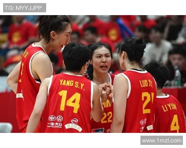 中国女篮与英国女篮精彩对决CBA女篮赛场再掀热潮 中国女篮与英国女篮精彩对决CBA女篮赛场再掀热潮