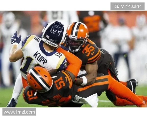 利云斯顿与帕尔蒂克激战正酣谁能在这场对决中笑到最后 利云斯顿与帕尔蒂克激战正酣谁能在这场对决中笑到最后