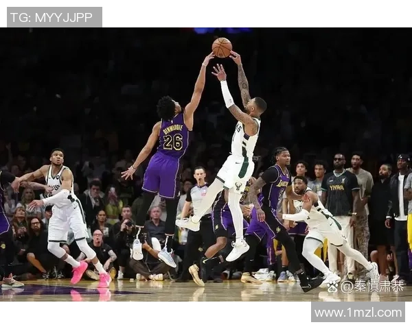 湖人对雄鹿精彩对决免费直播全程回放与赛后分析分享